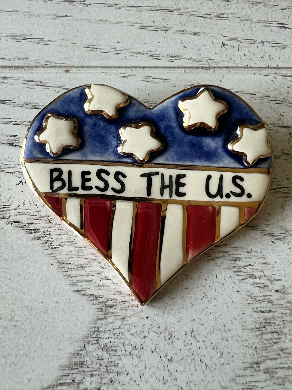 Handmade Patriotic Heart Pin Brooch ‘Bless the U.S.’ American Flag Ceramic